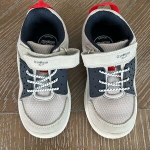 Oshkosh Bigosh Toddler Boy 10M Shoes